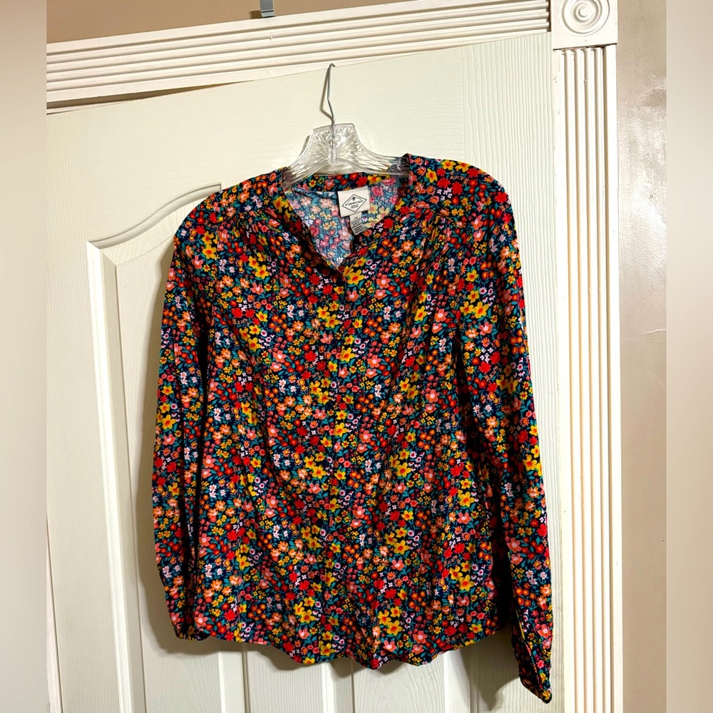 XS long-sleeve floral shirt